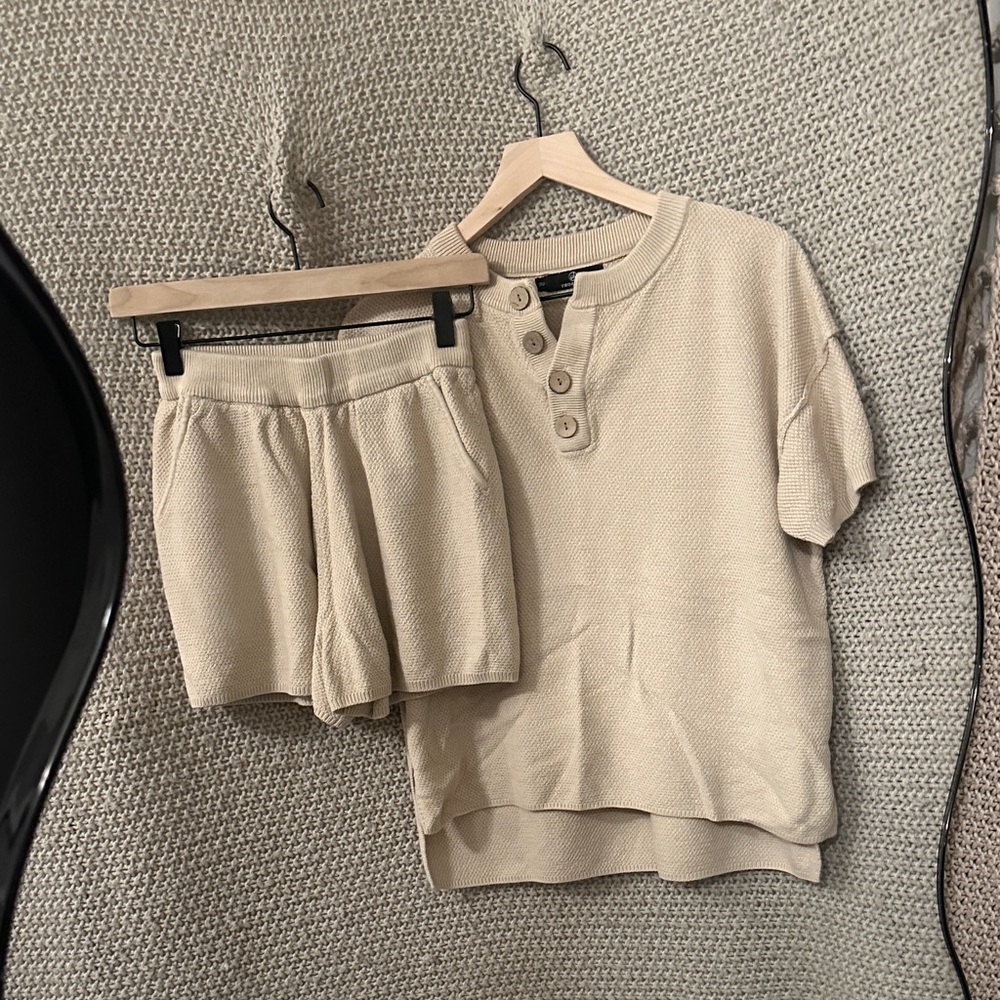 Women's Beige Athletic Shorts